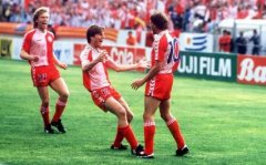 1986世界杯小组赛第二轮 丹麦 vs 乌拉